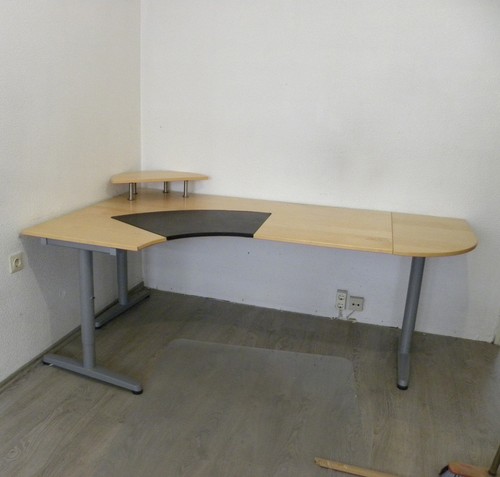 Ikea eckschreibtisch galant - ikea,